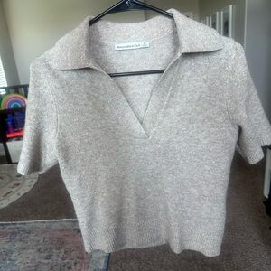 Abercrombie & Fitch Heathered Beige Sweater